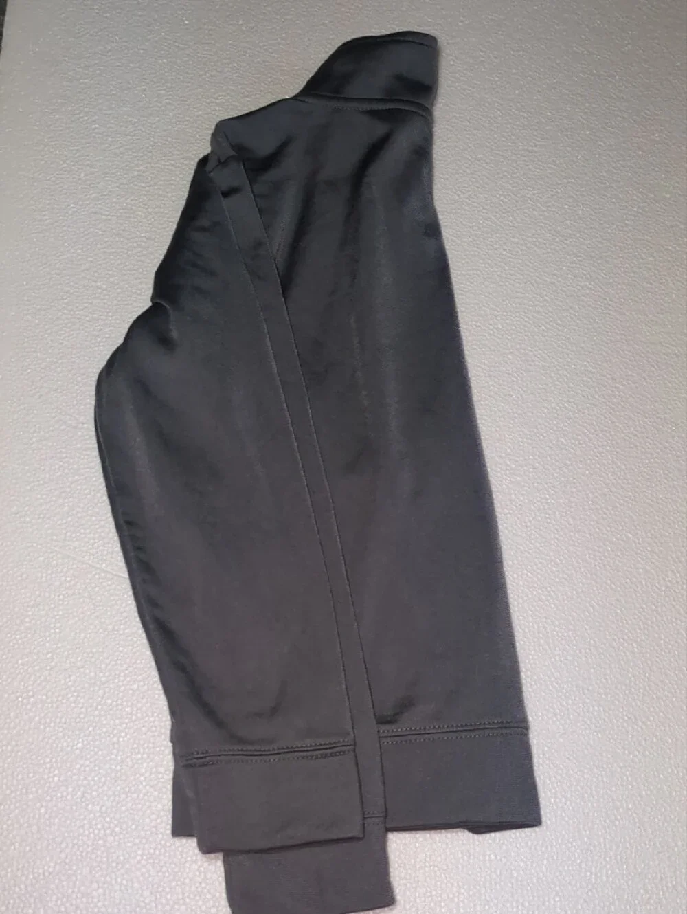 Nike Kids Black Full‑Zip Puffer Jacket with White Logo 6-7 T